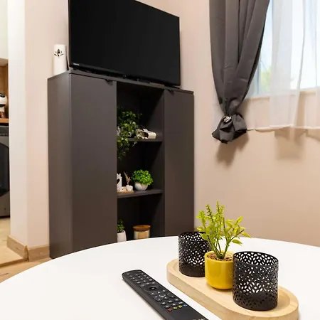 Апартамент 1bd Modern Retreat In A Peaceful Area By Flat Manаger